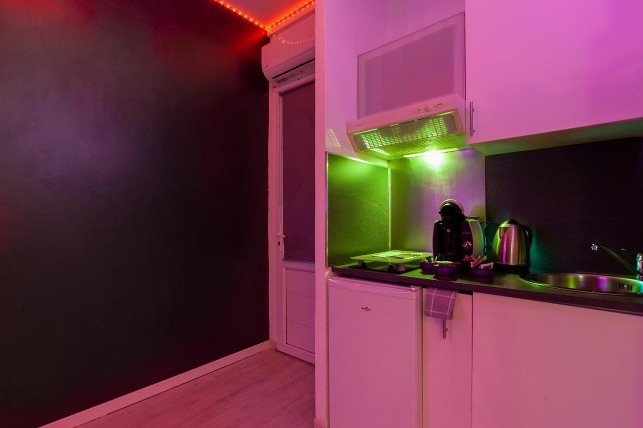 Love Room Avec Balneo Toulon Exteriér fotografie