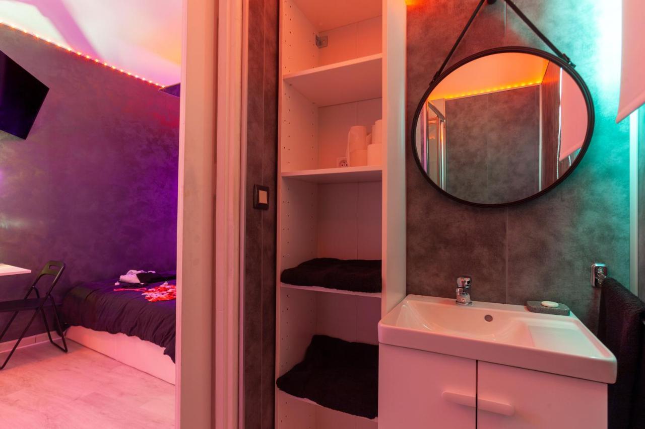 Love Room Avec Balneo Toulon Exteriér fotografie
